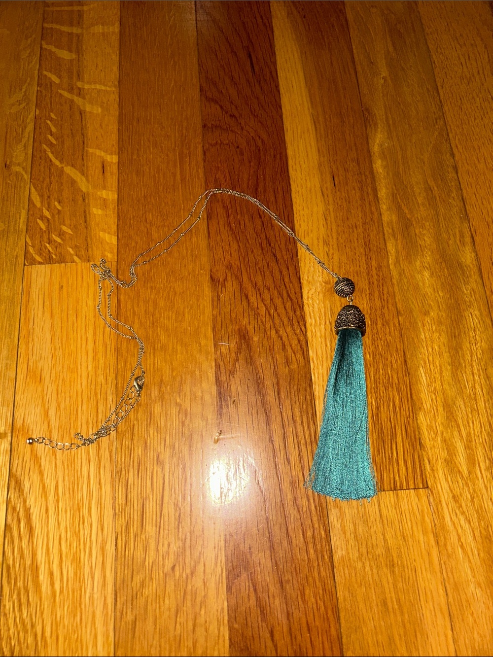 Antique Gold Tone Ball/Bead Chain Necklace 5” Green Tassel 32-34”
